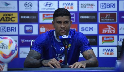 tulang-kering-sempat-luka-ciro-alves-beber-kesiapan-untuk-laga-persib-bandung-vs-persita-tangerang