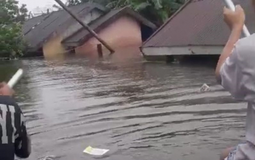 Banjir Makassar Meluas, Ketinggian Air hingga 2 Meter