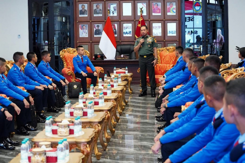 Panglima TNI Terima Audiensi Siswa-siswi SMA Taruna Nusantara