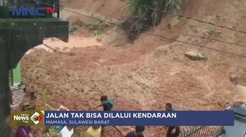 Terekam Video, Tebing 50 Meter Longsor Tutup Jalan Mamasa-Polewali Mandar