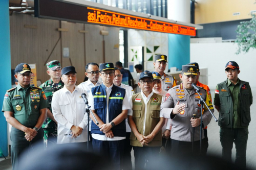 Tinjau Pelabuhan Merak Terkait Mudik Nataru, Kapolri: Presiden Instruksi Beri Pelayanan-Pengamanan Terbaik