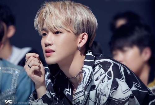 Shin Tae-yong Didukung Idol K-Pop Hyunsuk TREASURE Usai Ramai styout