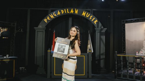 chintya-gabriella-disidang-di-dcdc-pengadilan-musik-karena-lagu-ambisius