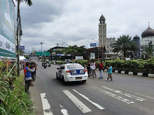 Libur Natal Jalur Puncak Macet, Polisi Berlakukan Oneway Arah Jakarta