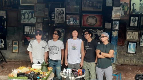 slank-rilis-vinyl-perdana-di-hut-ke-41-bimbim-peringatkanhal-ini