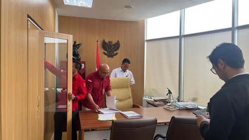 Dugaan Korupsi Rp150 Miliar, Kadisbud Iwan Henry Wardhana dan 15 Orang Diperiksa Kejati