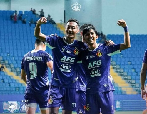 hasil-borneo-fc-vs-persik-kediri-di-liga-1-2024-2025-menggila-di-kandang-pesut-etam-macan-putih-menang-4-0