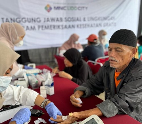 warga-senang-mnc-lido-city-baksos-kesehatan-di-cigombong-bogor