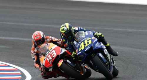 6 Duel Panas Marc Marquez vs Valentino Rossi Paling Heboh, Nomor 1 Bukan di Balapan Utama!