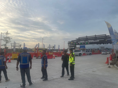 Libur Nataru Berakhir, Gerbang Tol Prambanan Kembali Ditutup