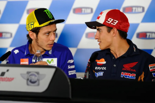 Kisah Rivalitas Valentino Rossi dengan Marc Marquez, Bukan dari Tendangan di Malaysia!