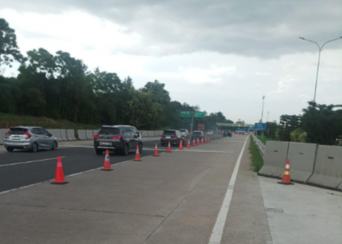 contraflow-diberlakukan-di-ruas-tol-jagorawi-arah-jakarta