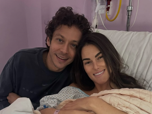 Selamat! Valentino Rossi dan Pasangan Dikaruniai Putri Kedua