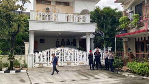Digeledah KPK, Rumah Hasto PDIP di Bekasi Dijaga Ketat