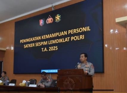 tenaga-pendidik-sespim-polri-dibekali-pengetahuan-teknologi-pikiran