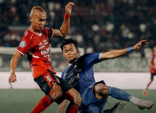 hasil-babak-pertama-bali-united-vs-persib-bandung-berlangsung-sengit-skor-masih-0-0