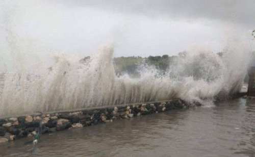 fenomena-perigee-sebabkan-banjir-rob-di-pesisir-jakarta-utara-apa-itu