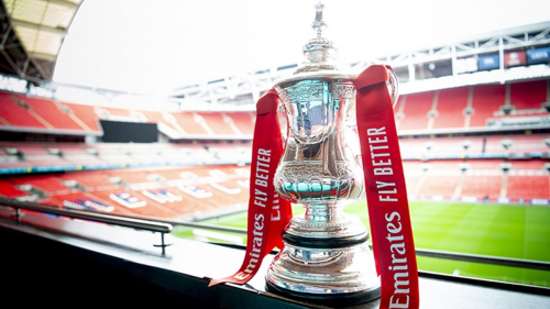 jadwal-dan-link-live-streaming-arsenal-vs-manchester-united-di-piala-fa-2024-2025-di-vision