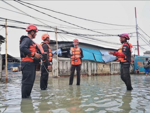 waspada-banjir-rob-intai-warga-pesisir-jakarta-pada-9-17-januari-2025