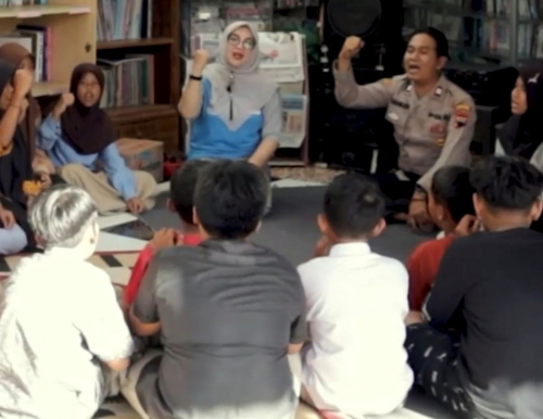 Resah Penggunaan Gadget Anak-Anak, Aiptu Wahadi Bangun Pondok Baca