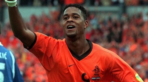 5-pesepakbola-top-yang-sering-main-bareng-patrick-kluivert-nomor-1-eks-pelatih-inter-milan