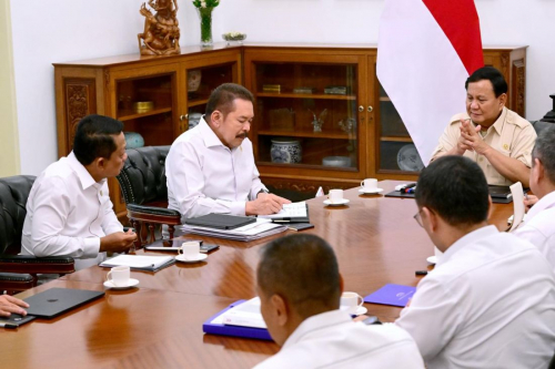 Prabowo Panggil Jaksa Agung hingga Kepala PPATK, Bahas Korupsi dan Perizinan Ilegal