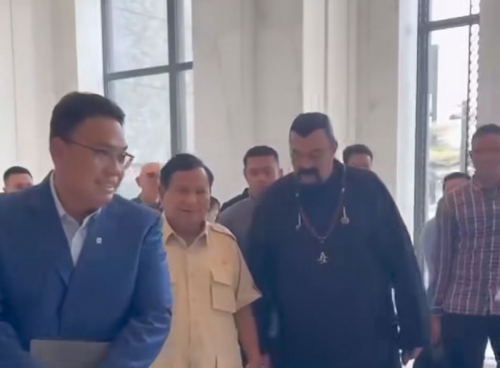 Cerita Prabowo Tak Sengaja Bertemu Aktor Steven Seagle