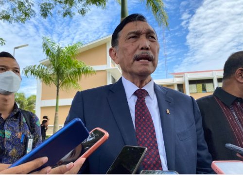 luhut-ke-pengkritik-makan-bergizi-gratis-sok-tahu-jadi-pejabat-maling-juga