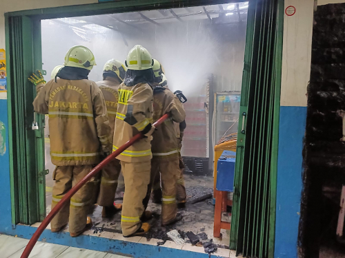 Kantin SMPN 188 Ciracas Jaktim Terbakar, Penyebab Kebakaran Diselidiki