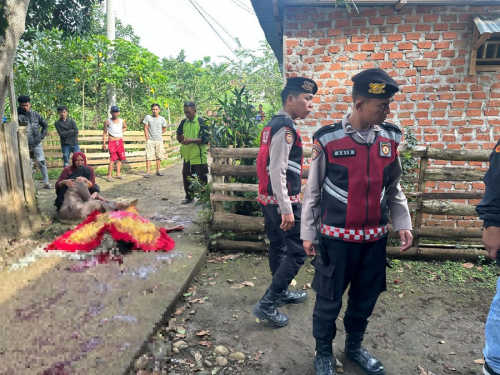 Suami Bacok Istrinya hingga Tewas, Serahkan Diri ke Polres Naik Ojek