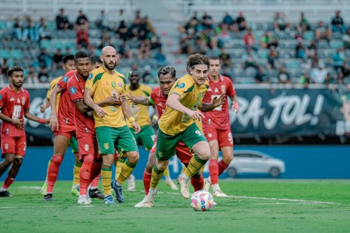 Disikat Malut United 0-2, Paul Munster Minta Maaf Persebaya Surabaya Kalah 3 Kali Beruntun