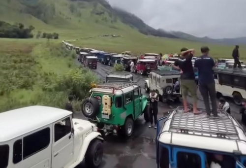 Terungkap! Ini Penyebab Macet Horor Wisatawan Terjebak 3 Jam di Wisata Gunung Bromo