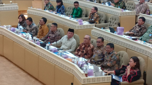 Menteri Nusron Geram Anak Buahnya Terlibat Penerbitan Sertifikat Pagar Laut Bekasi