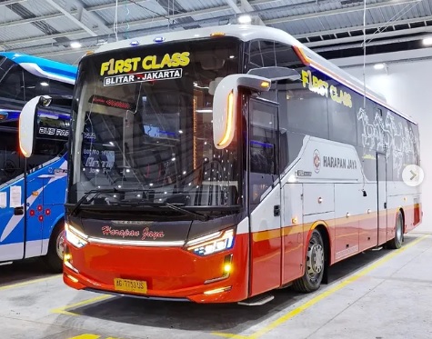 Intip Sleeper Bus Baru Harapan Jaya Garapan Karoseri Laksana