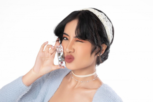Say Goodbye To Dry Lips! Ini Rahasia Bibir Lembab Anti Kering
