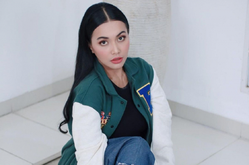 5 Fakta Denada Tak Hadir di Pemakaman Emilia Contessa