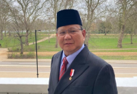 Kirim Utusan ke Vati...