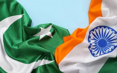 India Lancarkan Sera...