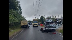 Kecelakaan Maut Ambulans Bawa Jenazah Ditabrak Tru
