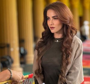 Potret dan Profil Olla Ramlan, Aktris yang Putuska