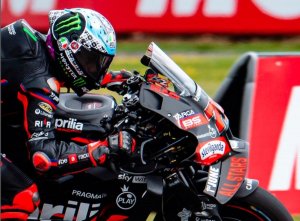 Hasil Race MotoGP Inggris 2025: Diwarnai Start Ula