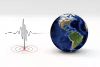 Breaking News! Gempa...