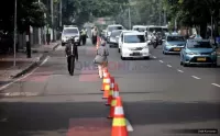 Awas Macet! Ada Punc...