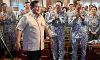 Pesan Prabowo ke Pen...